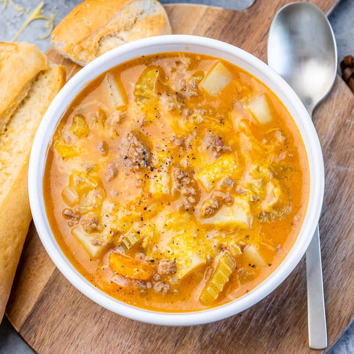Healthy Cheeseburger Soup: Easy One-Pot Comfort Meal