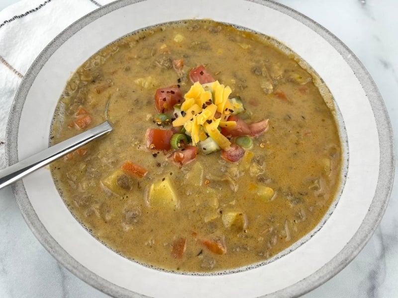 Meal Prep Genius: High-Protein Healthy Cheeseburger Soup Recipe